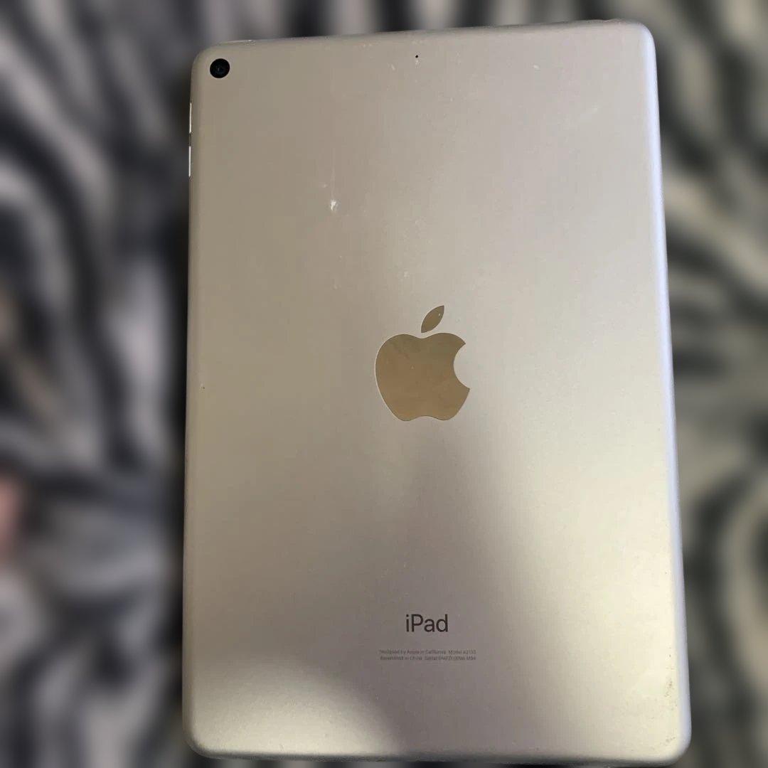 Apple iPad mini 5 64GB シルバー　カバー付