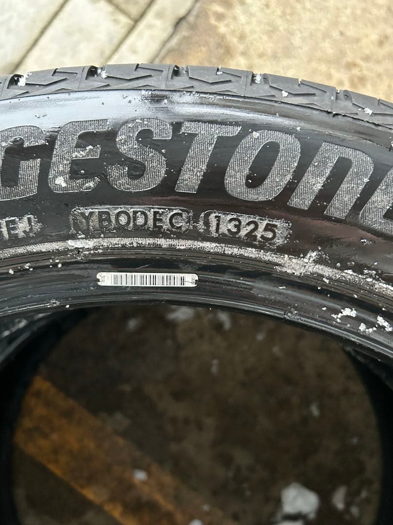ALENZA LX100 235/50R20 サマータイヤ　4本セット