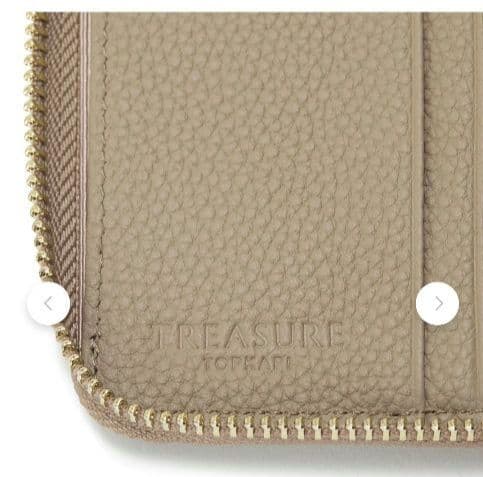 新品　タグ・保存袋付き　シュリンクレザー 二つ折り 財布　定価13,200円