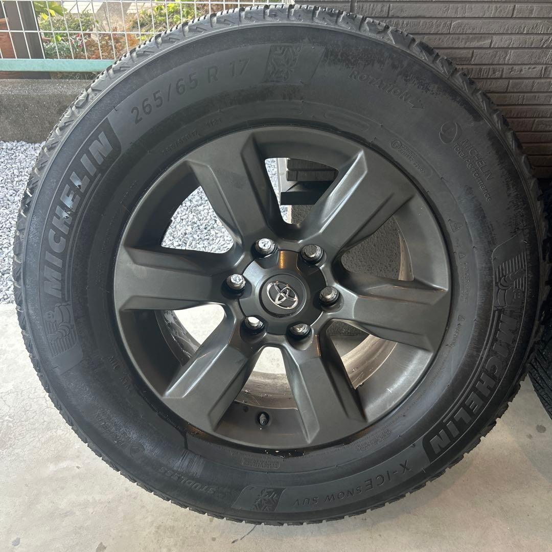 m*♡様 トヨタランドクルーザープラド 265/65 R17 スタッドレス　ガン