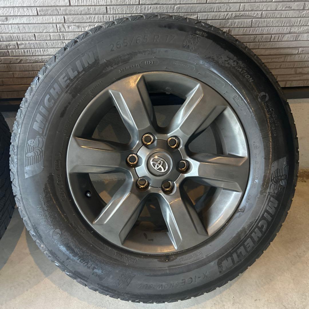m*♡様 トヨタランドクルーザープラド 265/65 R17 スタッドレス　ガン