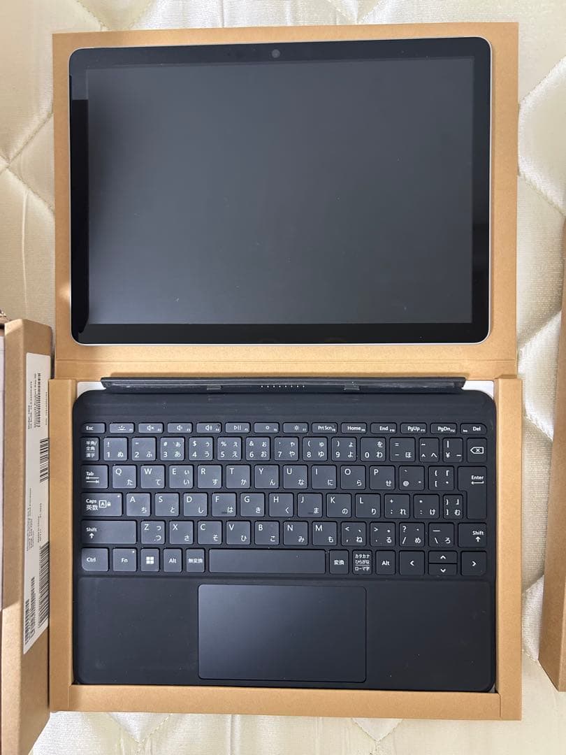 Microsoft Surface Go 3 本体 + キーボード