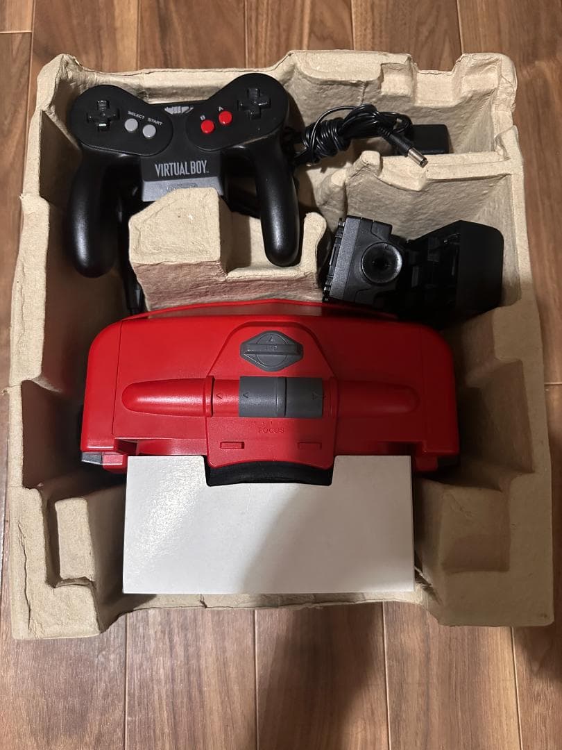 バーチャルボーイ　本体 ソフト付き 箱・説明書あり Virtual Boy