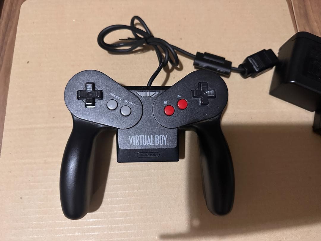 バーチャルボーイ　本体 ソフト付き 箱・説明書あり Virtual Boy