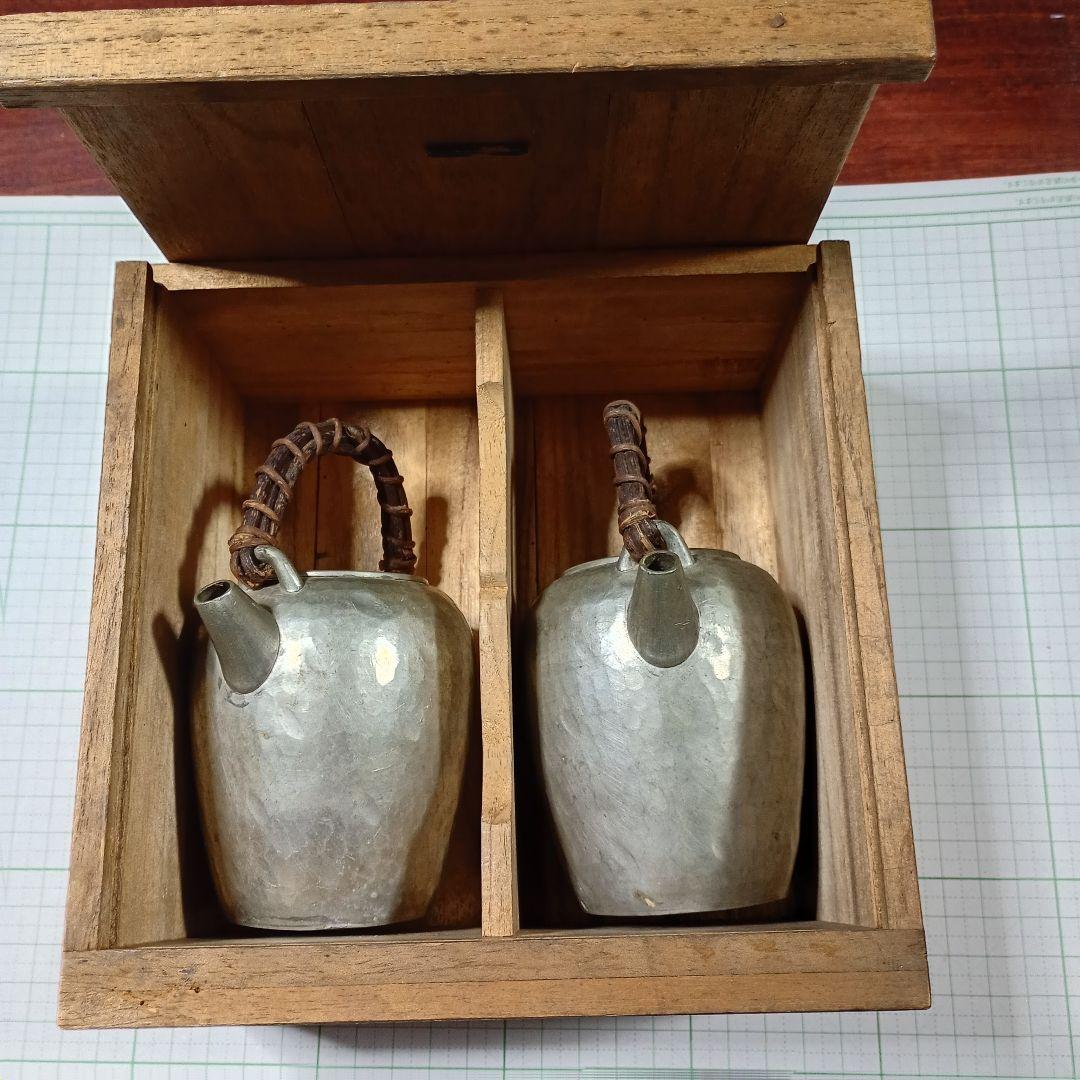 金属製純錫酒缶、茶器セット 2個 木箱付き