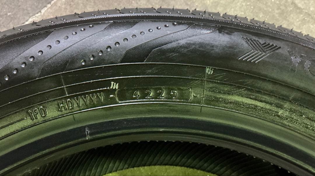 225/60R18 新車外し ヨコハマ アドバン アルファード ヴェルファイア