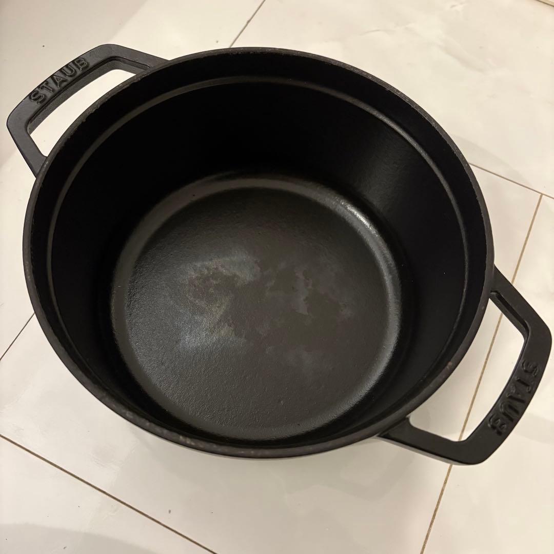 【値下げ中】staub ココットラウンド22cm