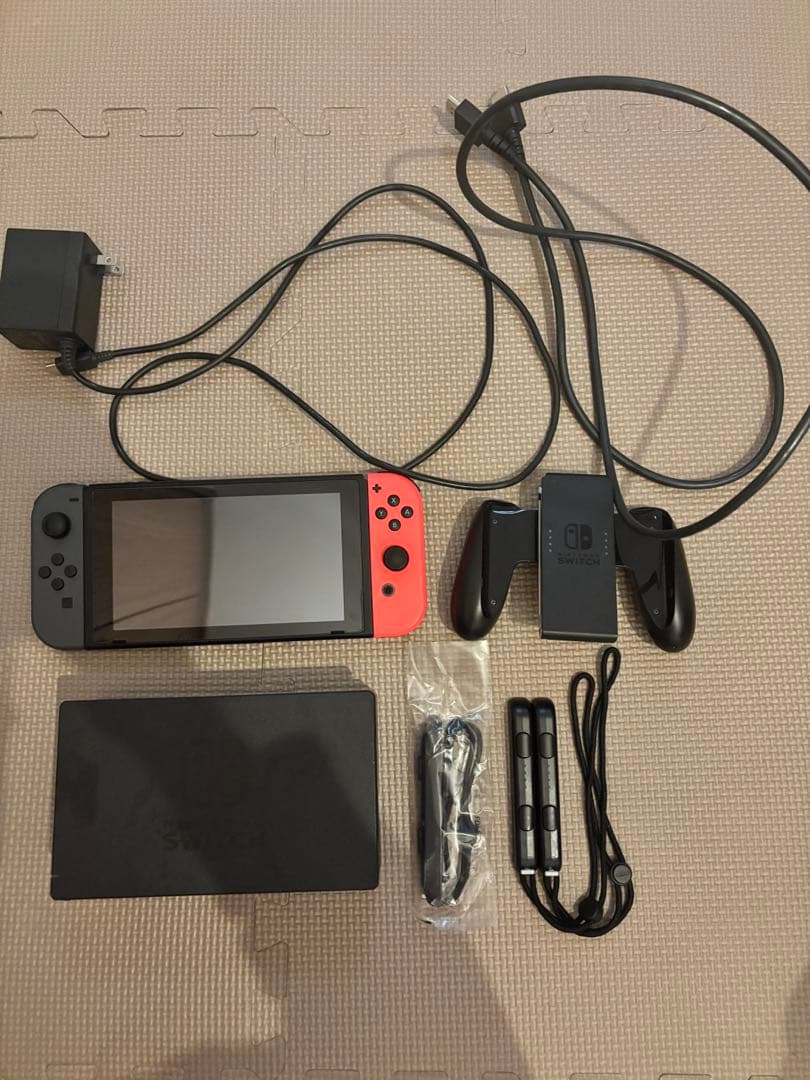Nintendo Switch 初期 本体 32ギガSDカード付き