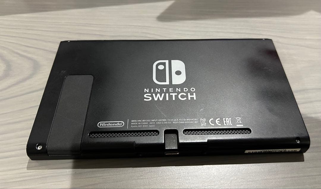 Nintendo Switch 本体 赤・青 Joy-Con