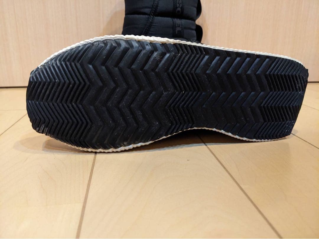 SOREL ブラック ダウンブーツ　24センチ