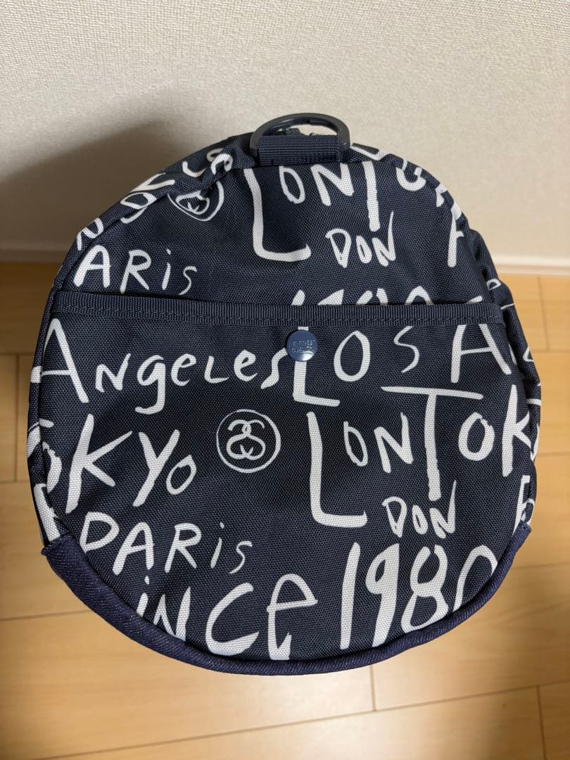 HERSCHEL×STUSSY ボストンバッグ ネイビー グラフィティプリント