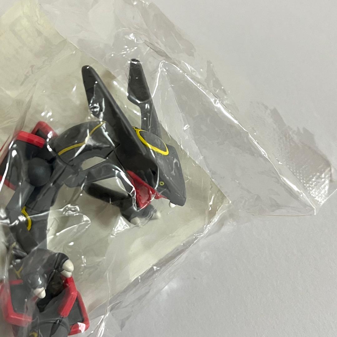 激レア 非売品 黒いレックウザ モンコレ 当選品 新品未開封品