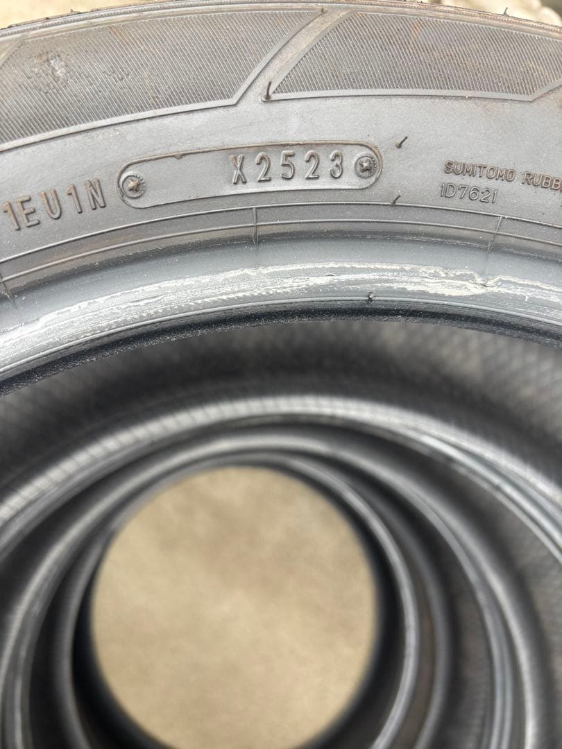 ②225/50R18 ダンロップ　SPスポーツマックス050 4本のうち2本