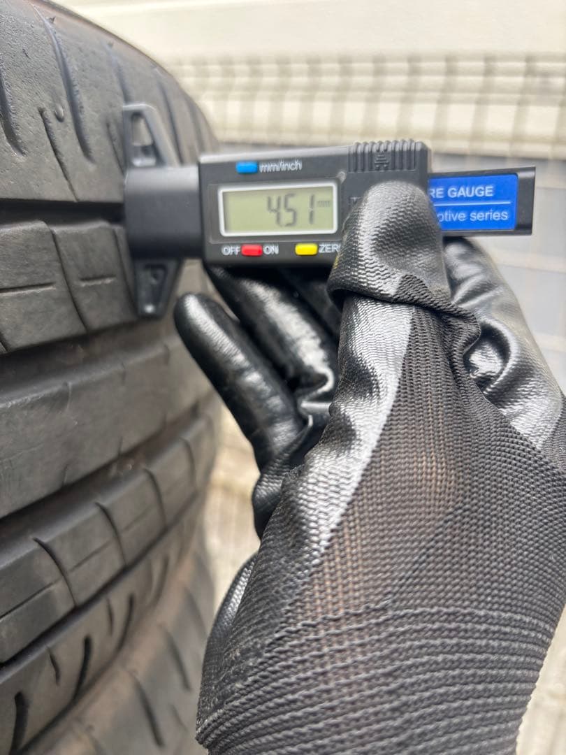 ②225/50R18 ダンロップ　SPスポーツマックス050 4本のうち2本