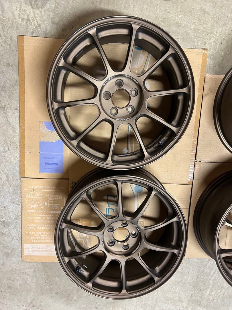 asu　RAYS VOLK RACING ZE40 18x7.5J