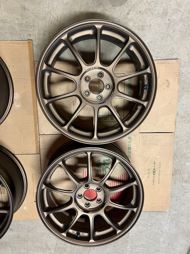 asu　RAYS VOLK RACING ZE40 18x7.5J