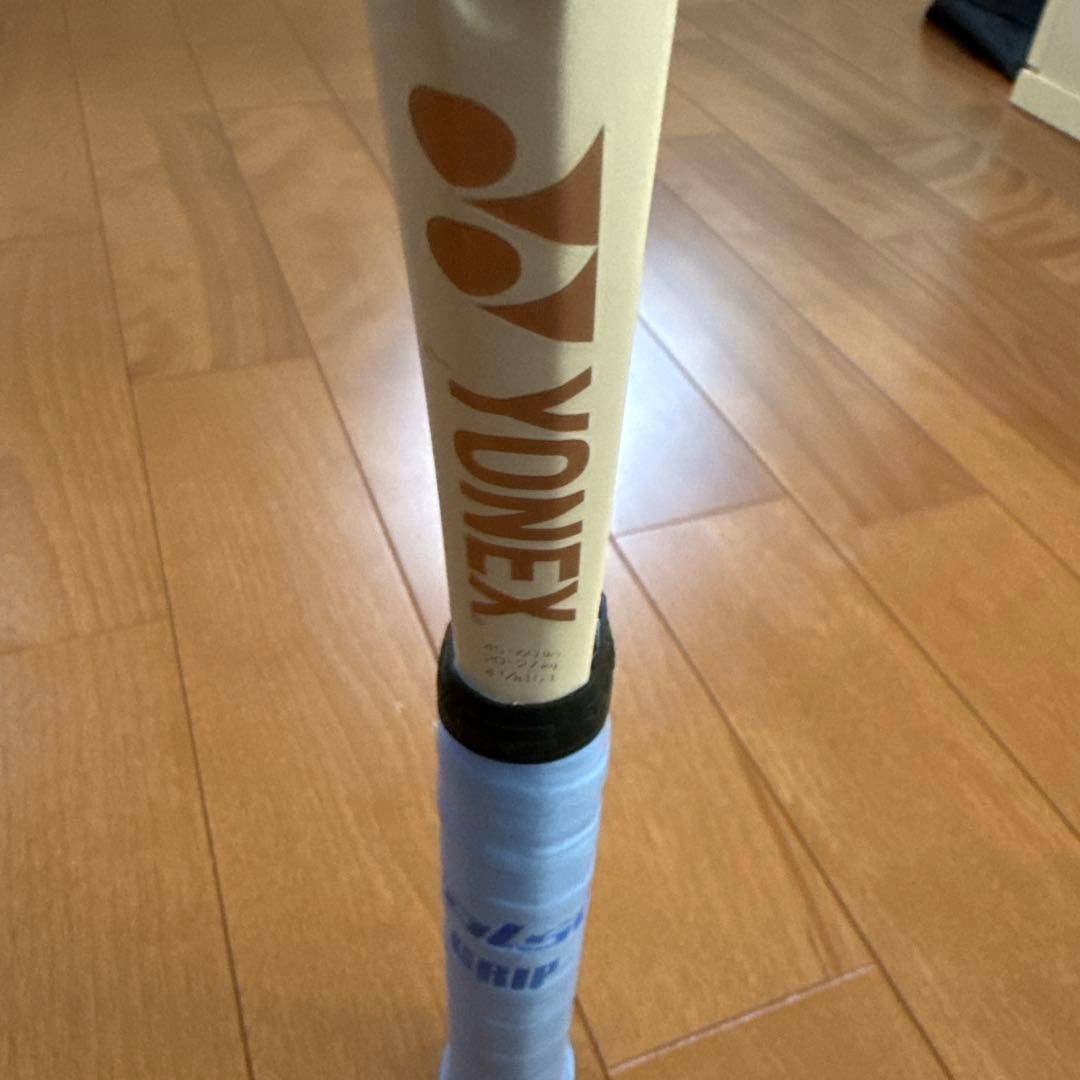 YONEX Vコア100 硬式用ラケット　サンドベージュ