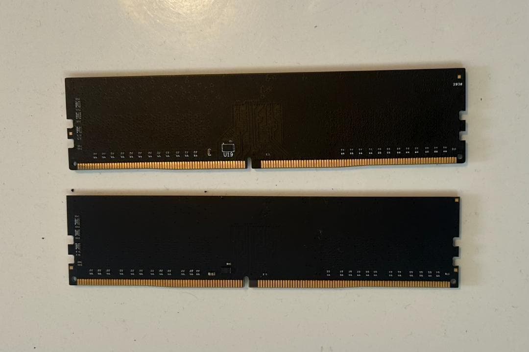 KLEVV DDR4 16GB 2400MHz メモリ