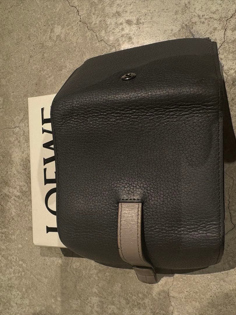 LOEWE 三つ折り財布 グレー