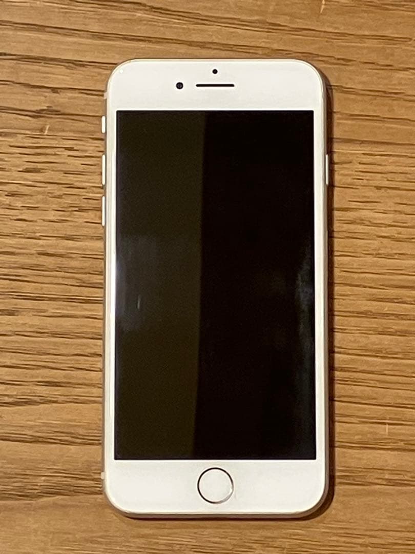 Apple iPhone 8 ホワイト　ジャンク