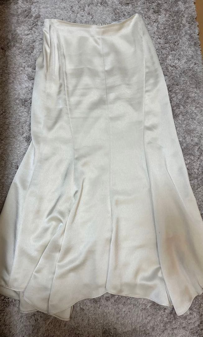 スカート herlipto Asymmetry Hem Satin Skirt