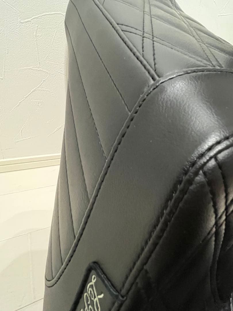 FXLRST ローライダーST LePera シート テールウィップ　値引き不可