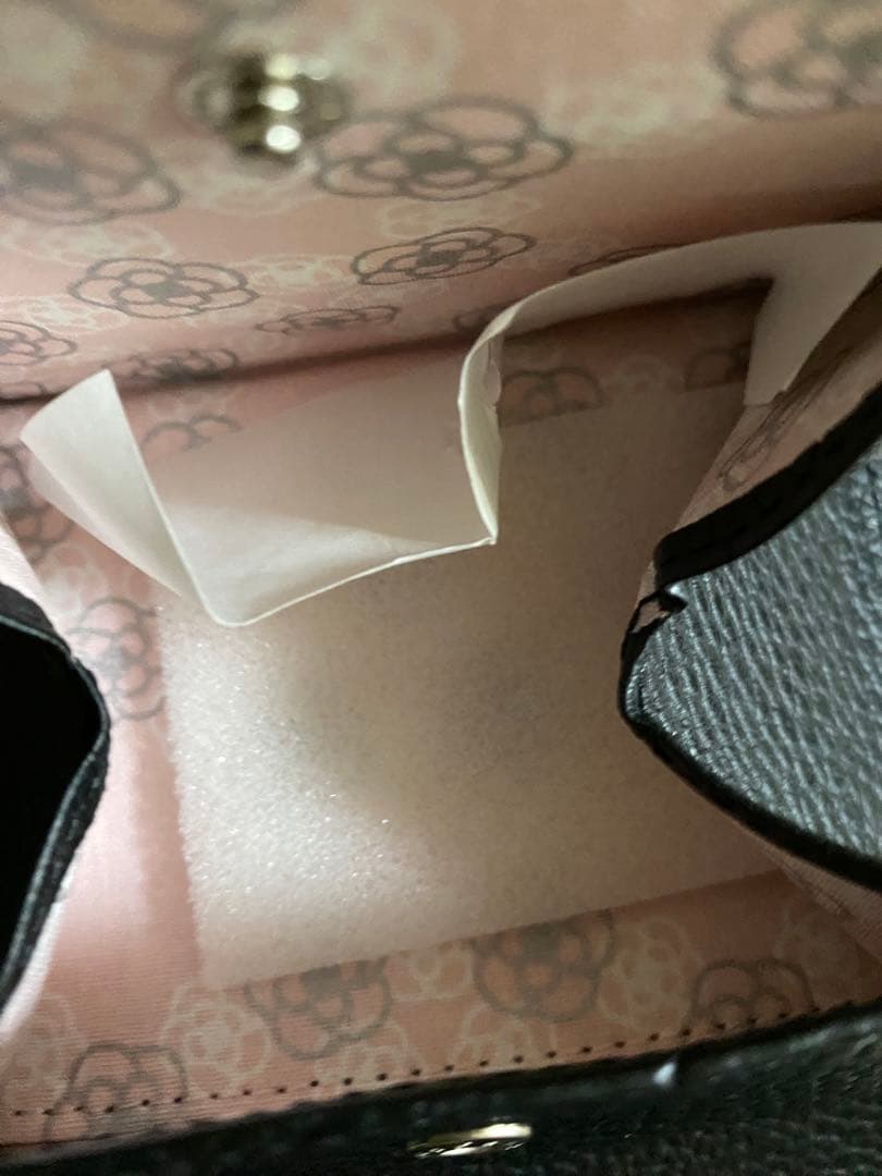 CLATHAS ブラック 二つ折り財布