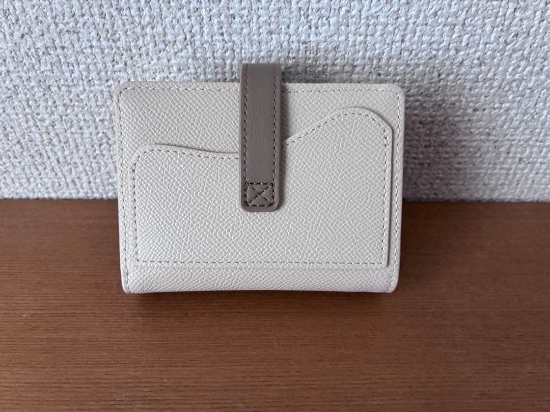 APRILY フラップミニウォレット 美品♡