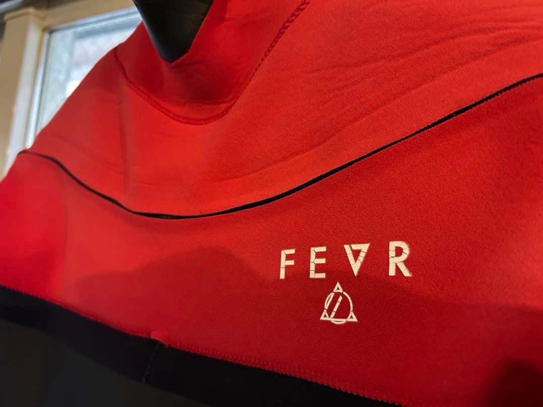 FEVR セミドライウェットスーツ
