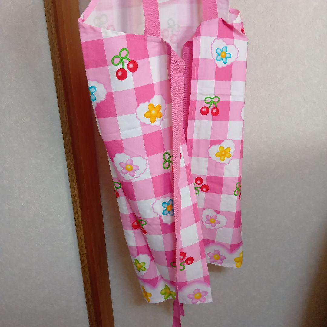 ♥希少キティちゃん✨サクランボ柄✨エプロン（日本製）♥
