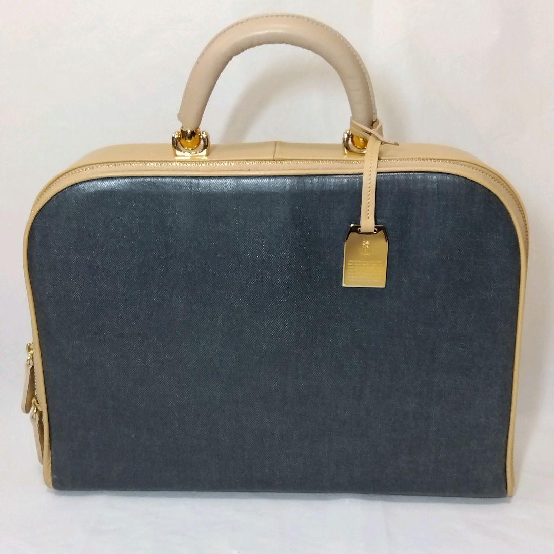 極美品　CYPRIS　ジッパーフライトケース　ブリーフケース　バッグ　希少カラー