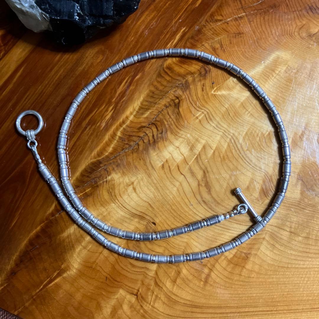 カレンシルバー　シンプルなチューブビーズのネックレス　46.5cm