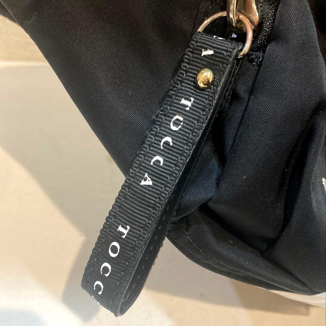 【美品】TOCCA METRO BODYBAG ボディバッグ　黒