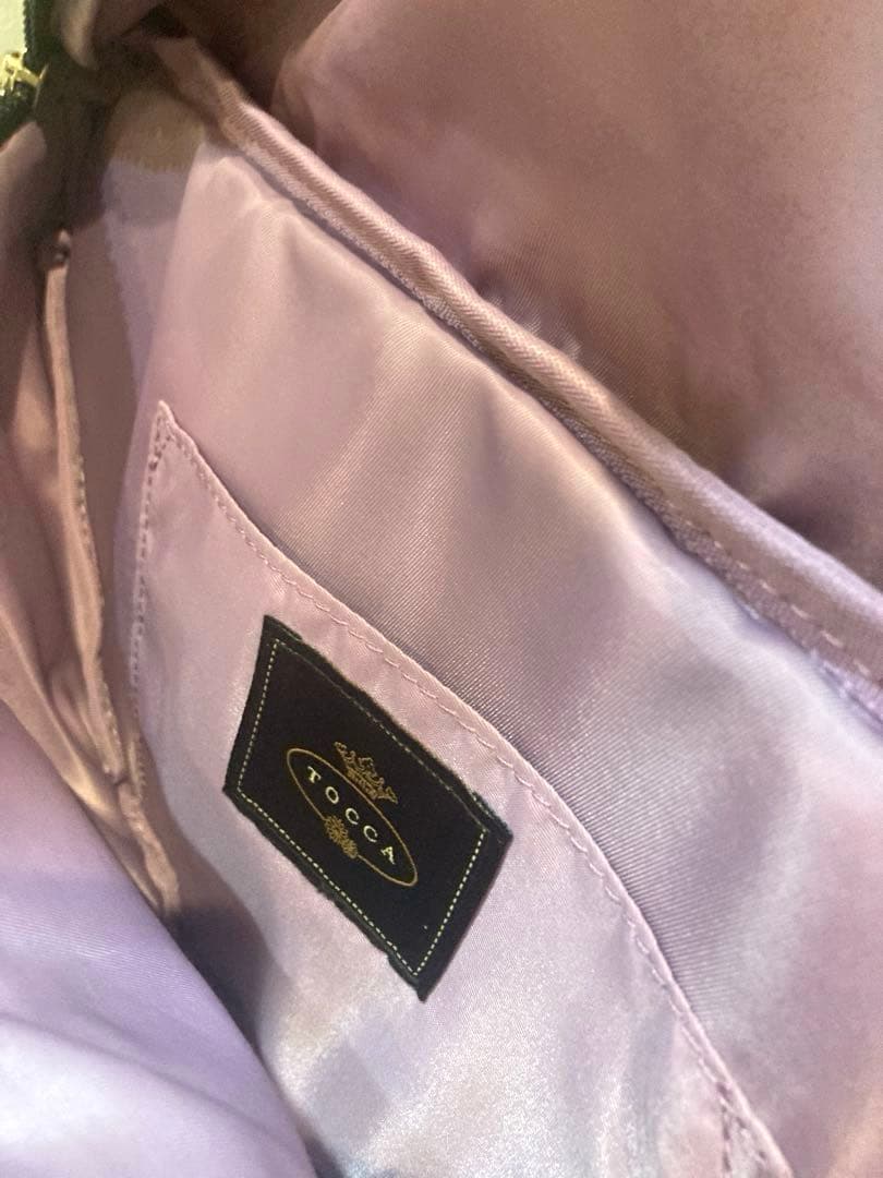 【美品】TOCCA METRO BODYBAG ボディバッグ　黒