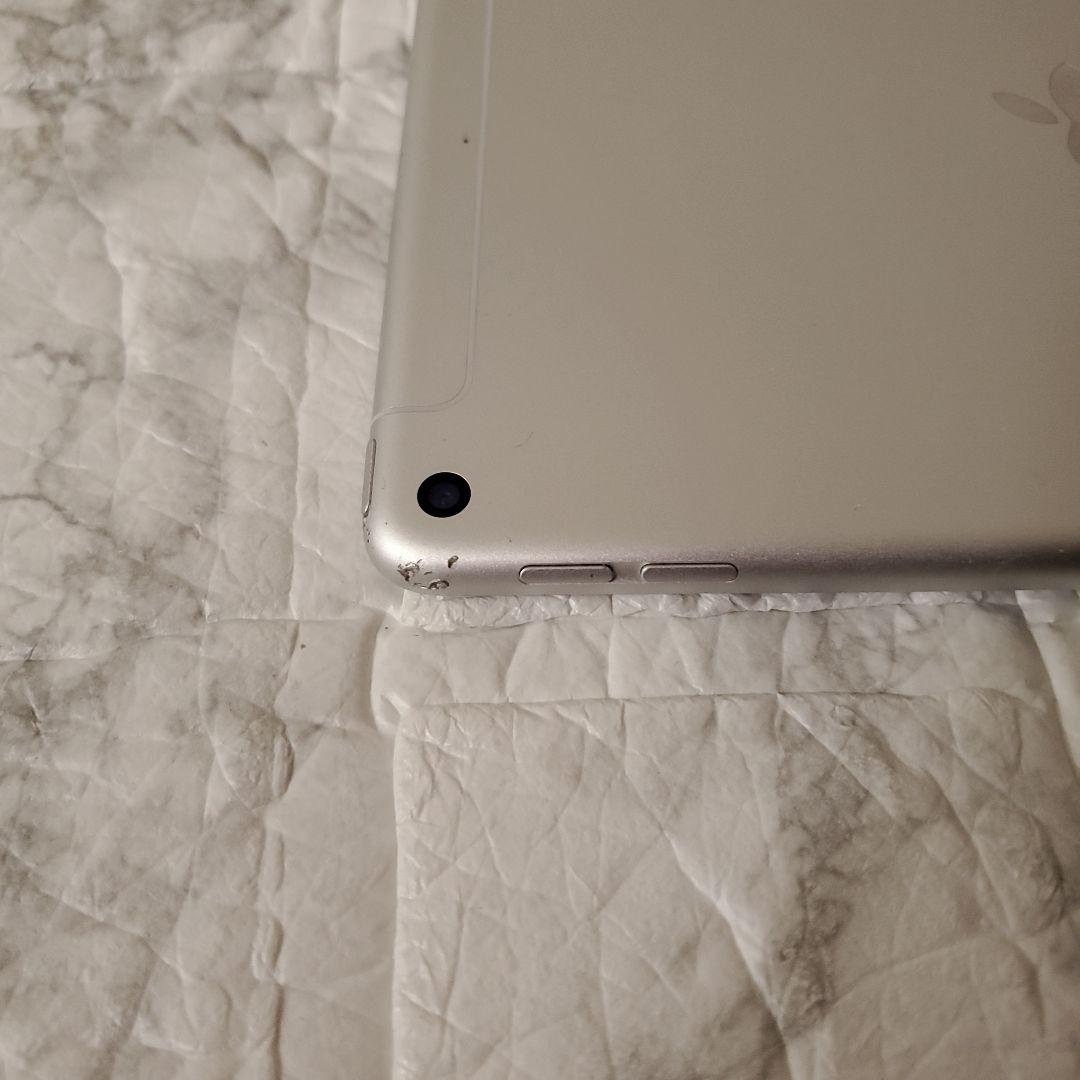 113 iPad mini5 5世代 64GB SIMフリー シルバー