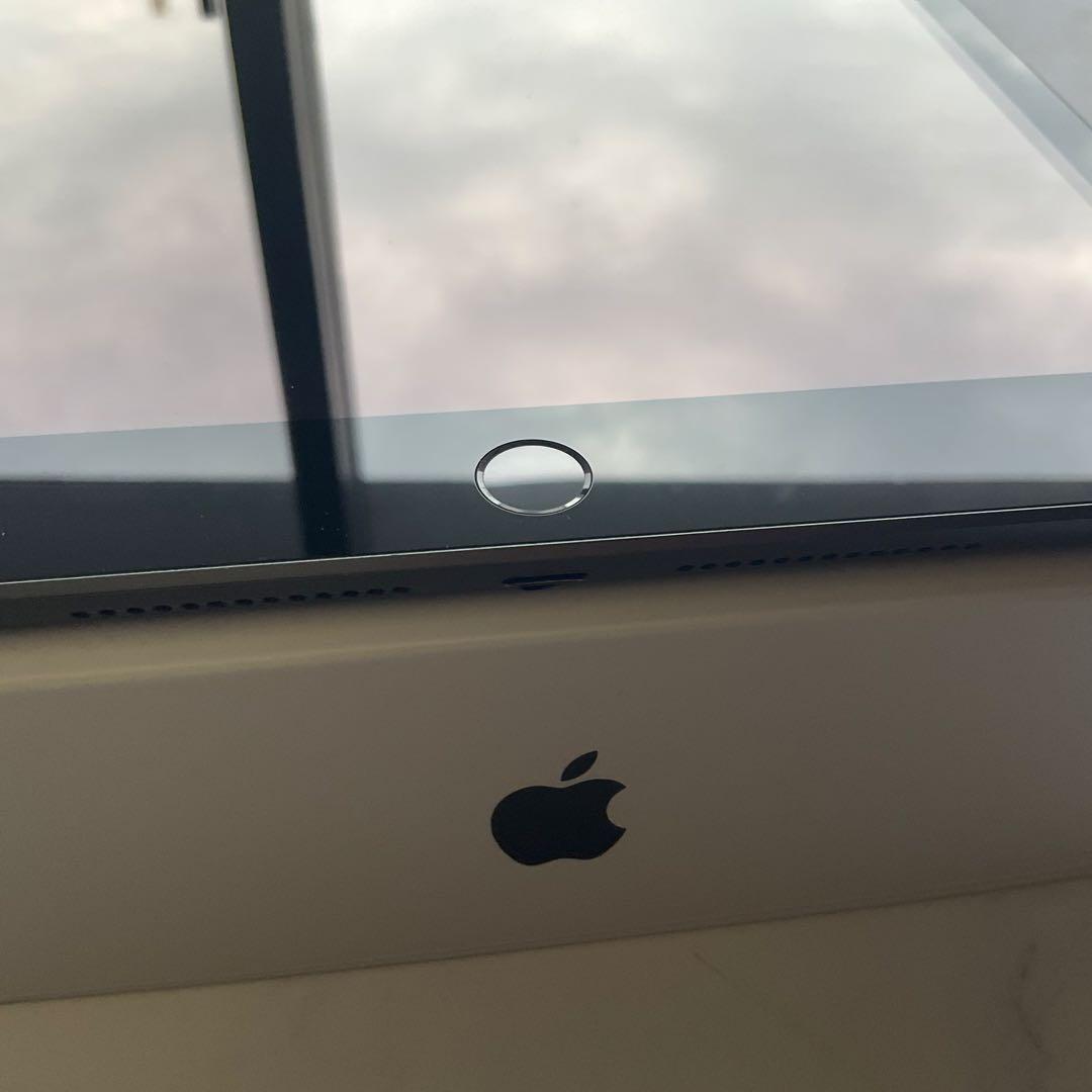 【美品】Apple iPad 第7世代 Wi-Fi 32GB