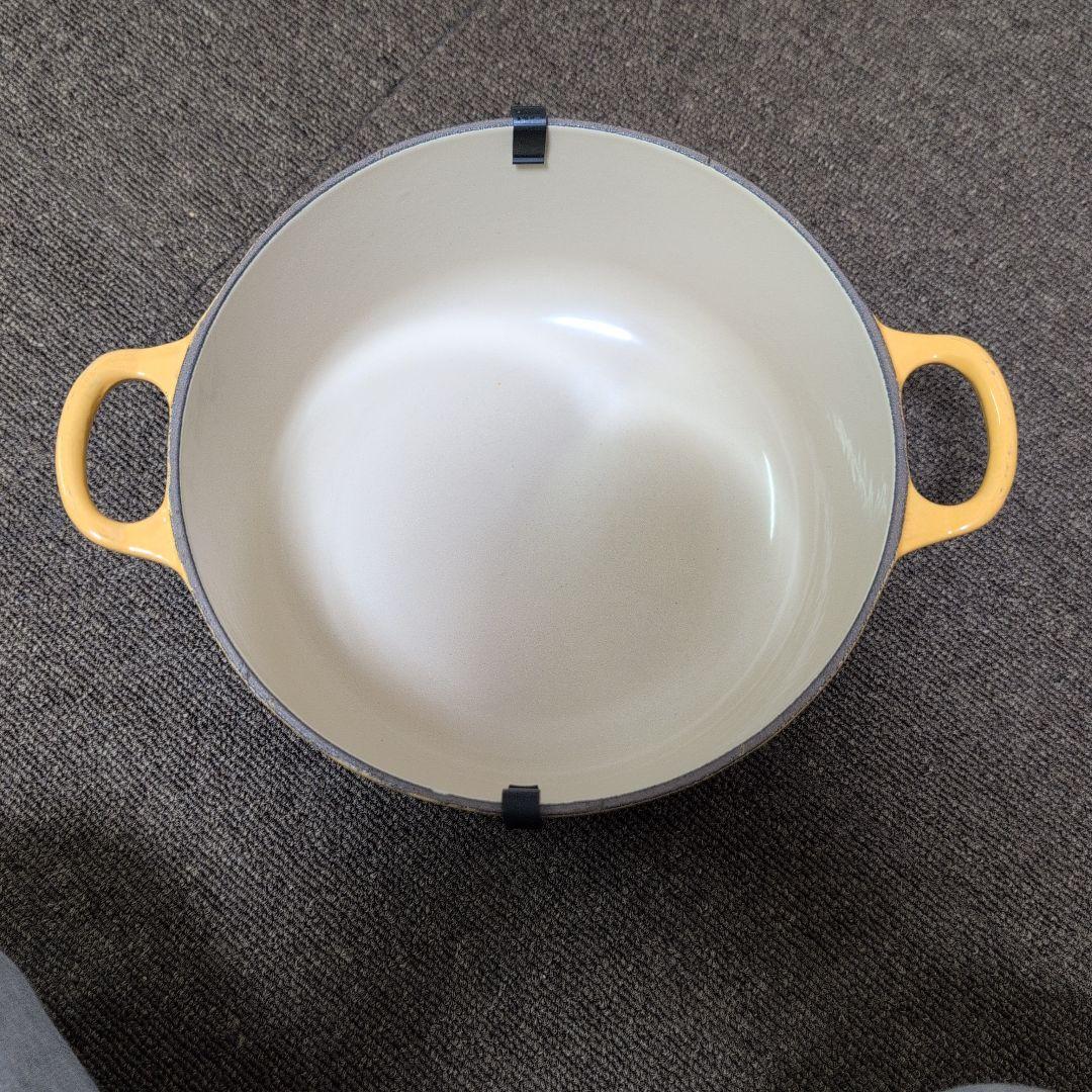 Le Creuset 20センチ鍋 人気カラーイエロー