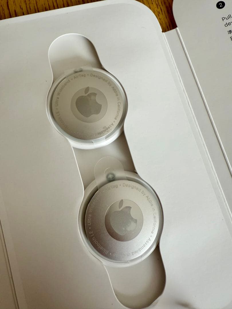 【新品】Apple AirTag 本体 2個セットアップル エアタグ ケース付き