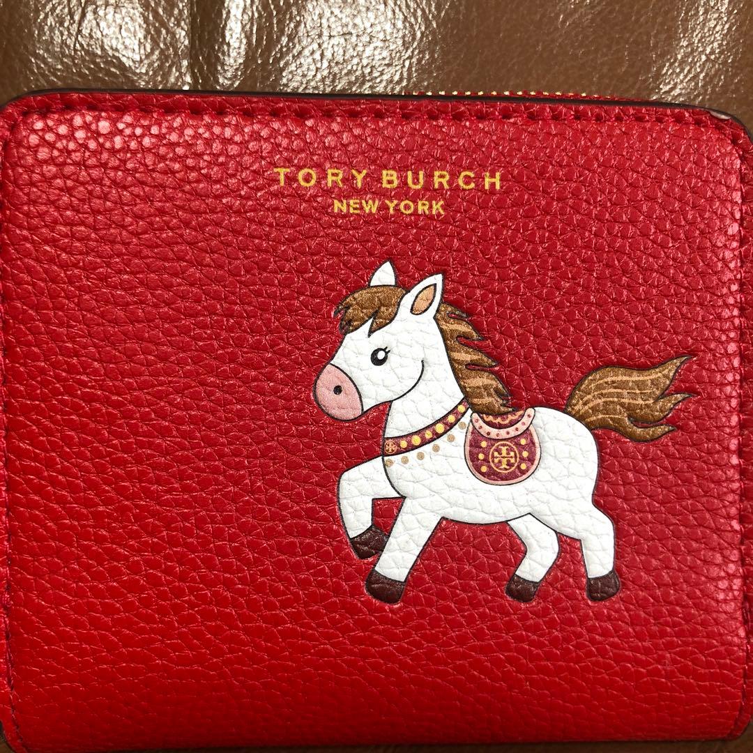 TORY BURCH 赤い馬の二つ折り財布