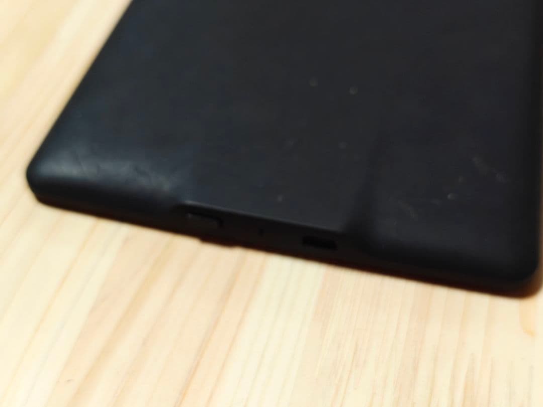 Kindle Paperwhite 第七世代　32GB 広告あり　本体