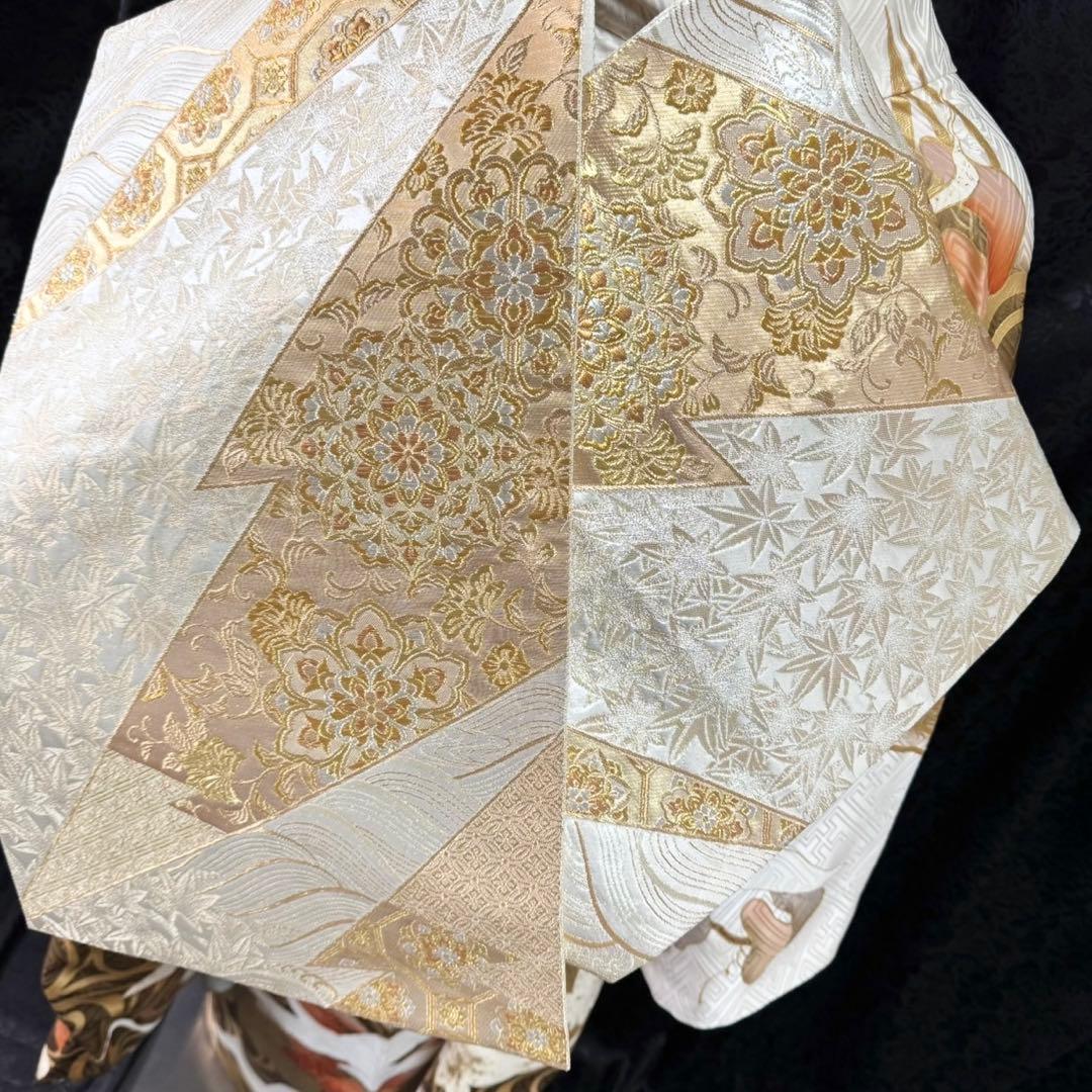 美品　鶴　シルエット　白地　地紋　金彩　駒刺繍　逸品　フルセット　振袖　振り袖