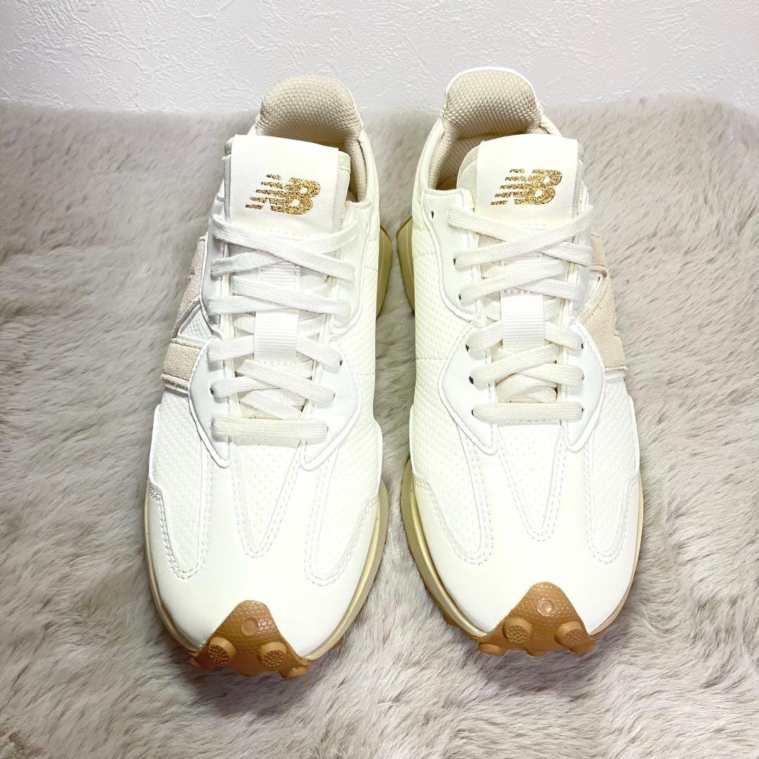 ★極美品★ニューバランス レディース ゴルフシューズ 327 スパイクレス NB