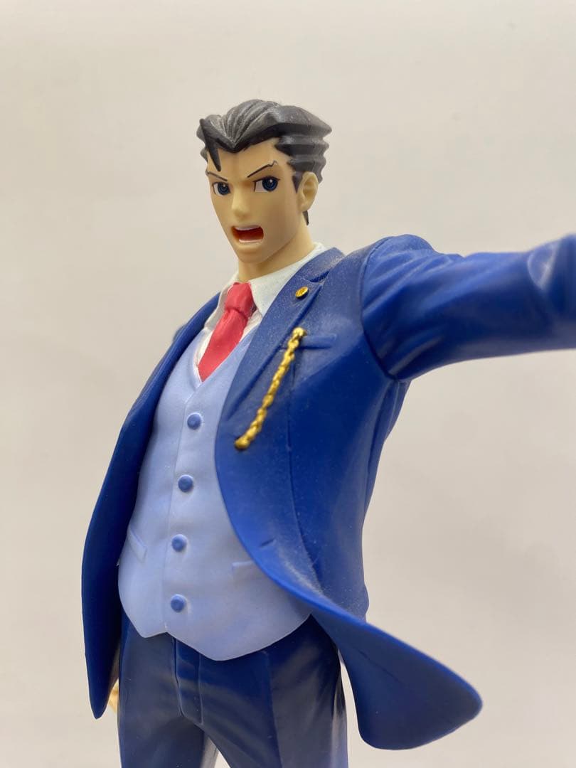 逆転裁判5 成歩堂龍一 1/10フィギュア