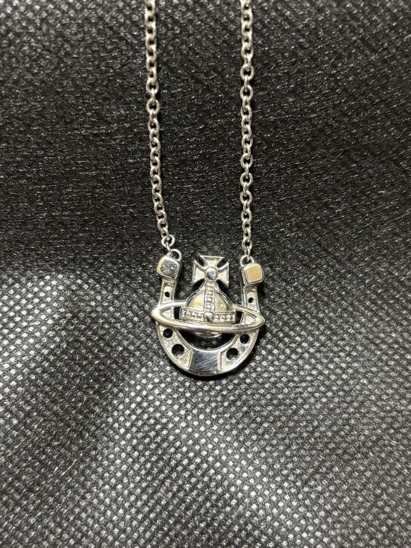 Vivienne Westwood ホースシュー型 ネックレス