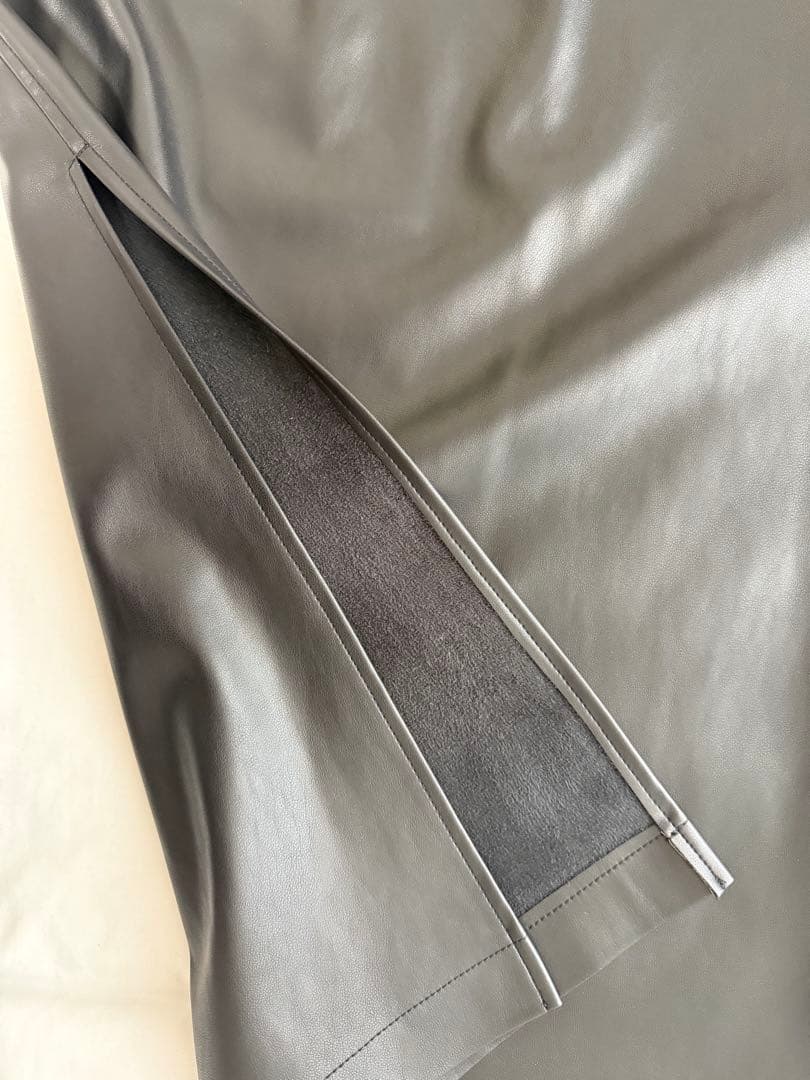 MACPHEE レザーライクIラインスカート