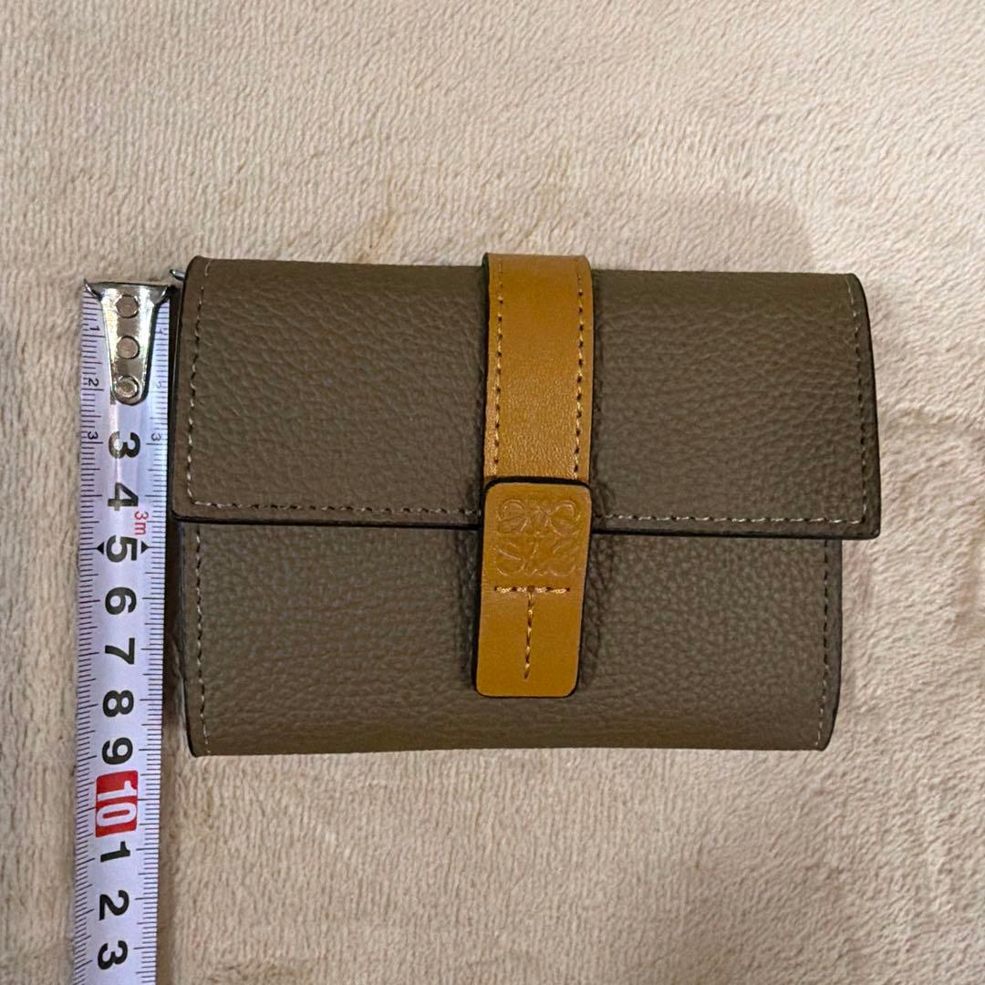 【新品未使用】本革レザー　ブラウン エトュープ　三つ折り財布