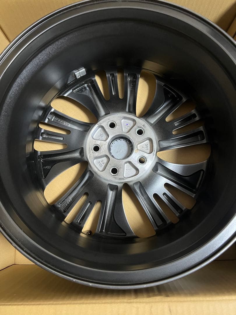 スバル純正(新車はずし)18インチアルミホイール　その2