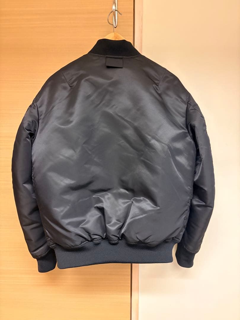 UNIQLO +Jハイブリッドダウンオーバーサイズ MA-1 UNIQLO