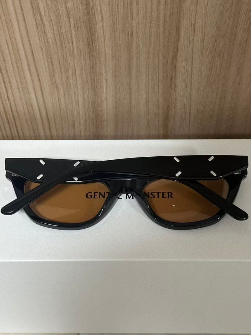 ジェントルモンスター　GENTLE MONSTER MM208 茶色