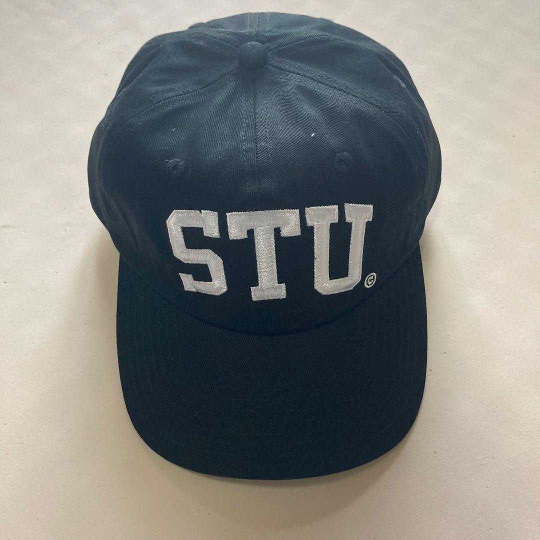 stussy STUロゴ 黒ベースボールキャップ
